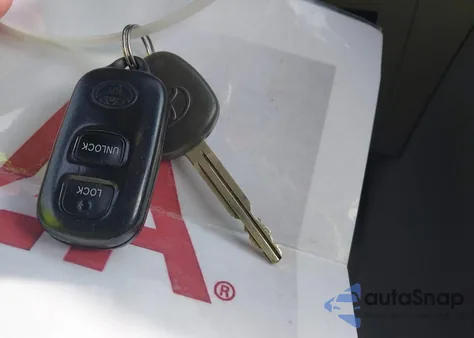 2005 Toyota Highlander Limited V6 z USA, uszkodzony, nr VIN JTEDP21AX50057521